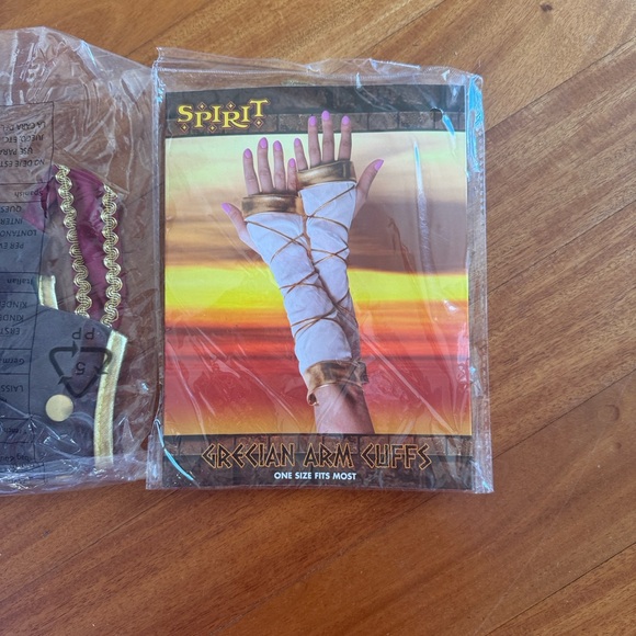 Spartan Goddess Adult Costume - Red and White size 8-12 M/L - Picture 4 of 7